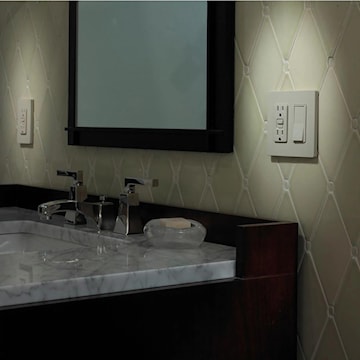 Claro double wall plate - White