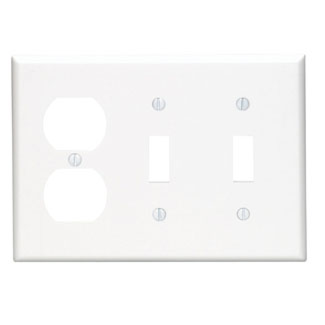 LEVITON 88021 PLAQUE 3G 2INTERR DUPLEXBLANC
