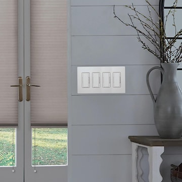 LUTRON CW-4-WH PLAQUE MUR QUADRUPLEBLANC CLARO