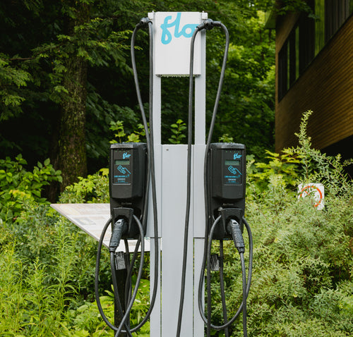 borne Flo core + avec système de rappel de câbles permettant la facturation de la recharge