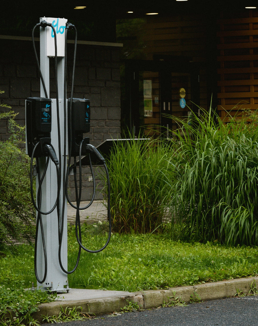 borne Flo core + avec système de rappel de câbles permettant la facturation de la recharge